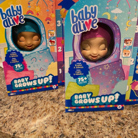 Baby Alive Christmas Toy!💙 - Picture 3 of 4